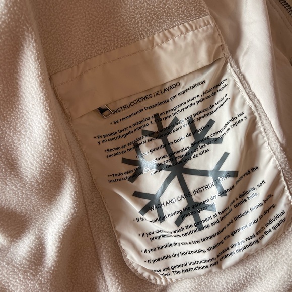 Zara Cream Puffer Jacket with Detachable Hood - Picture 5 of 10